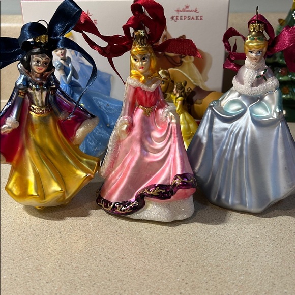 Hallmark Disney 2013 Cinderella & 2015 Beauty and the Beast EUC Lot of 6 Total - Picture 4 of 13